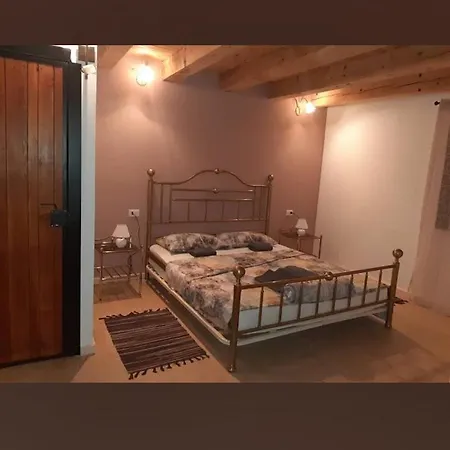 Castelo 2025 מלון Vrnjačka Banja